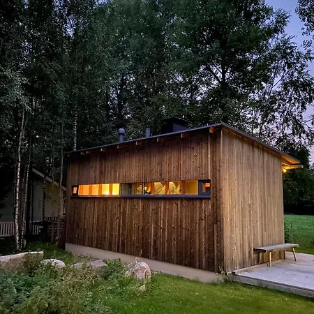 Vierastupa Laehellae Keskustaa * Oulu