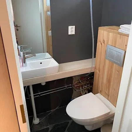 Apartamento Vierastupa Laehellae Keskustaa