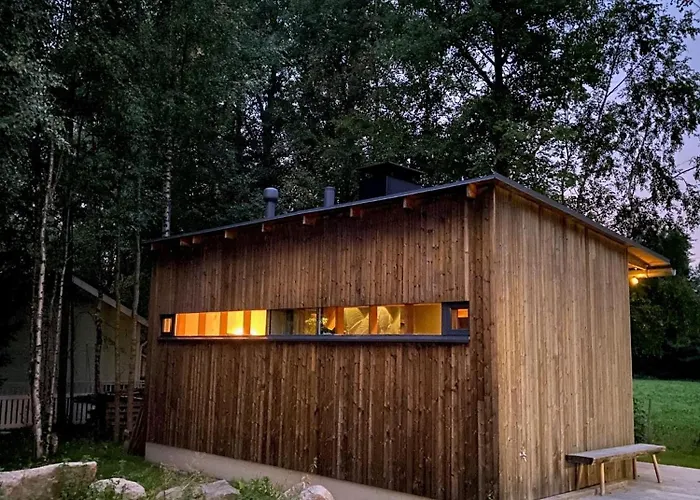 Vierastupa Laehellae Keskustaa * Oulu