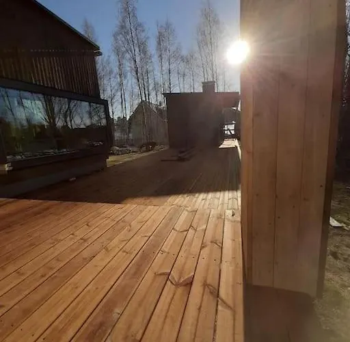 Vierastupa Laehellae Keskustaa